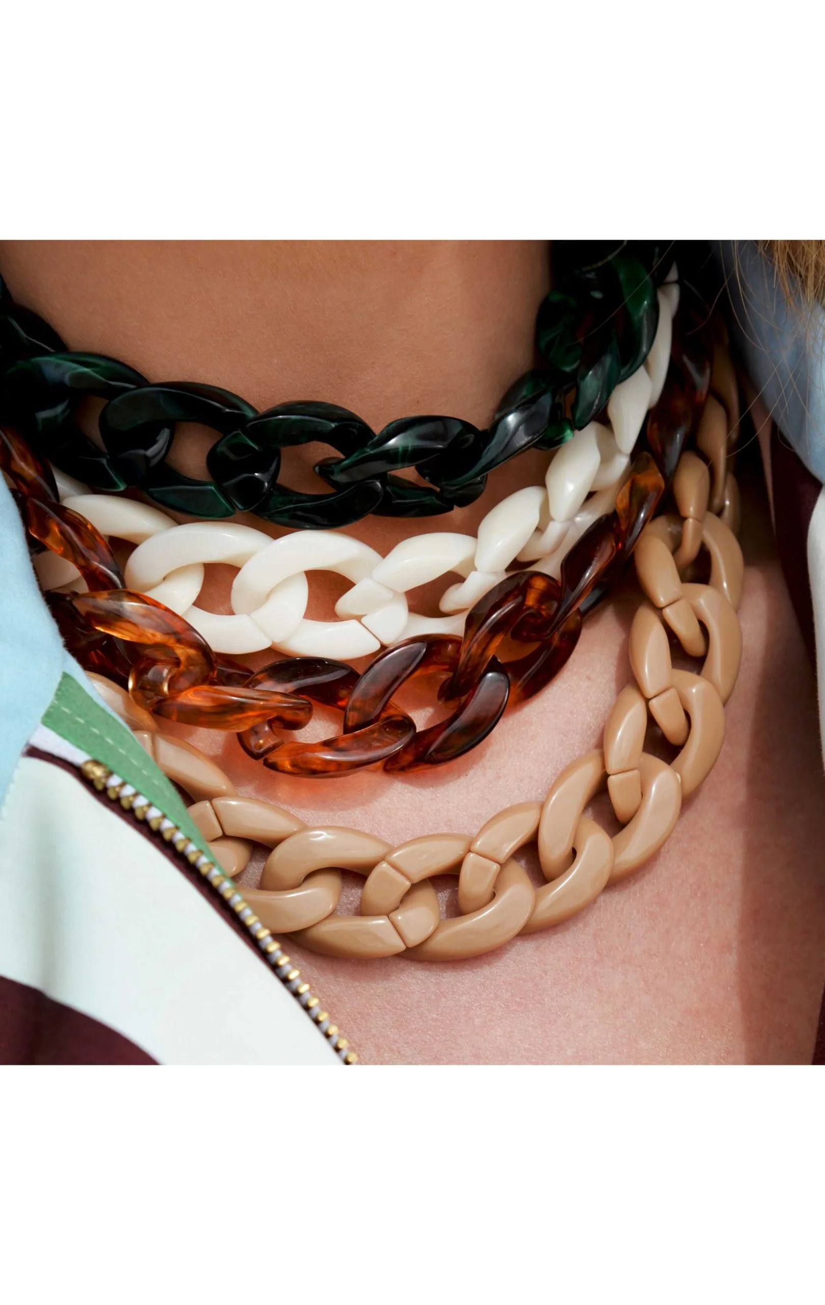 Flat Chain Necklace peach sorbet – Halsketten – vergoldet bei GLAMBOU, image size:1619x2560